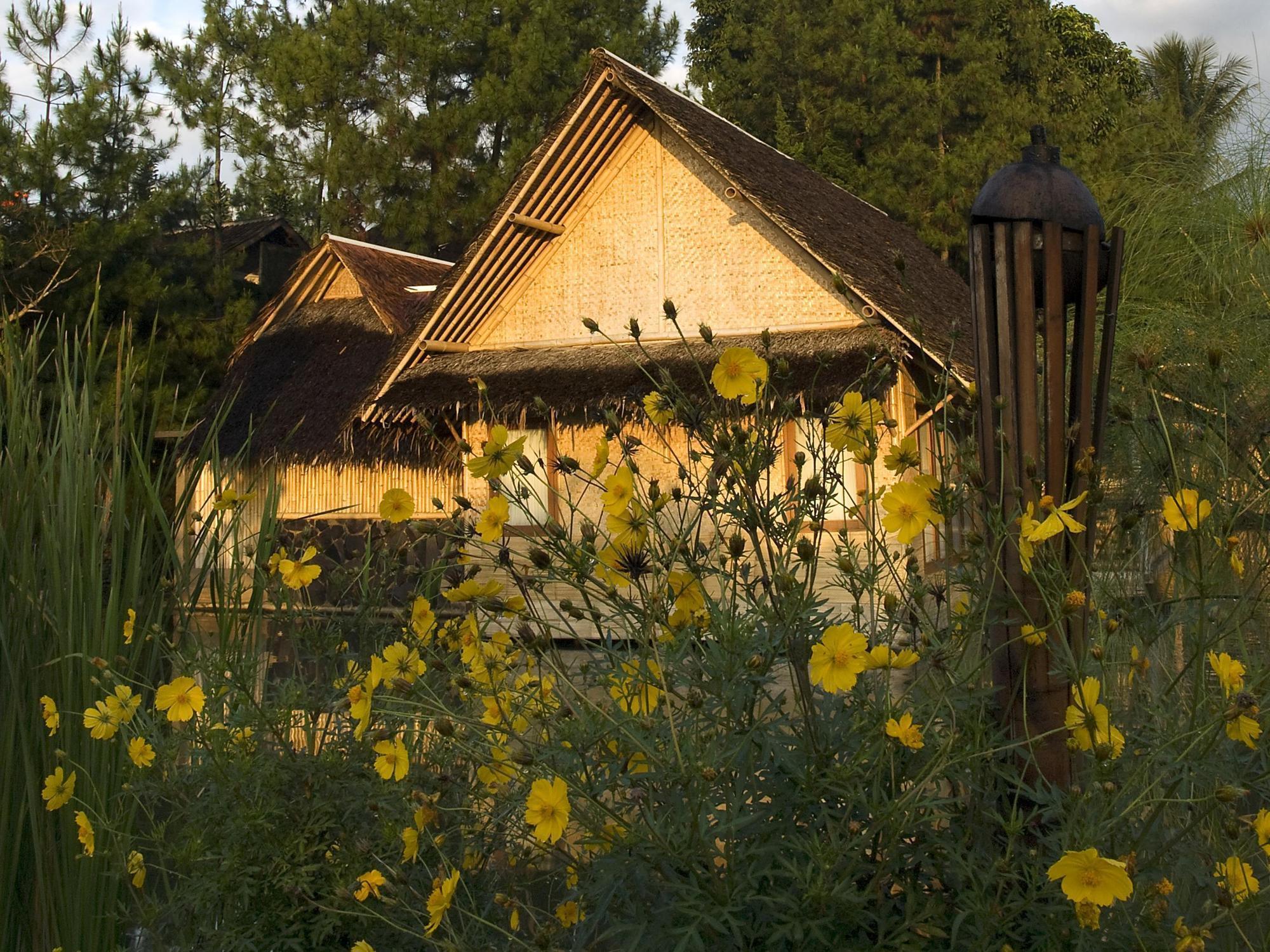 Kampung Sampireun Resort&Spa Garut Exterior foto